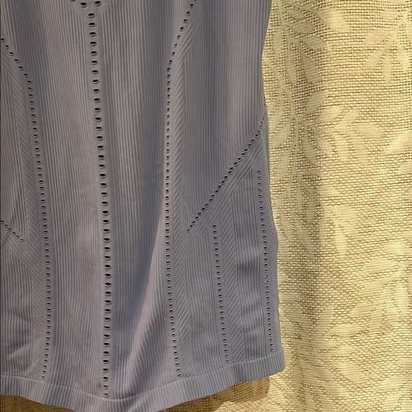 Stylish Blue Sleeveless Top - Picture 7 of 9